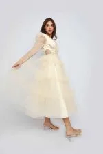 ⁦فستان سهرة قصير كم شفاف⁩ - الصورة ⁦4⁩