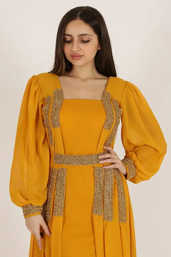 فستان طويل شيفون