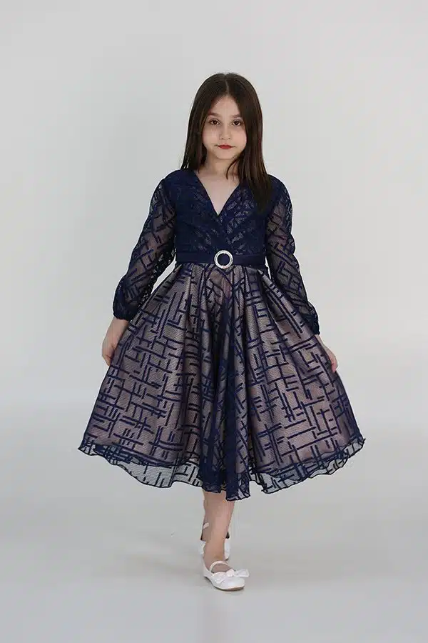 فستان بناتي بأكمام طويلة انيقة