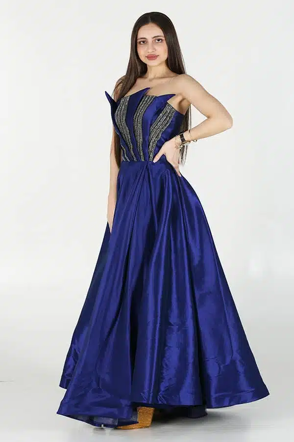 فستان سهرة بكسرات انيقة