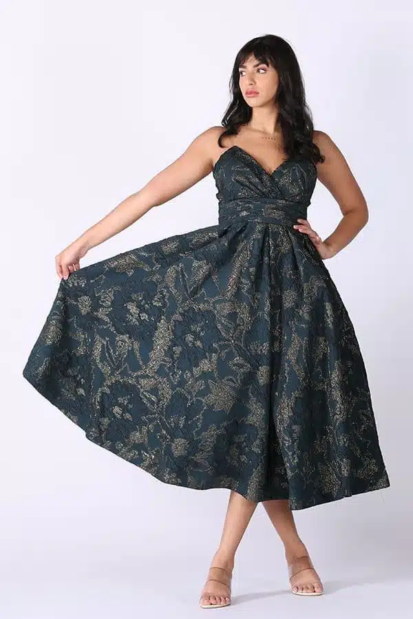 فستان قصير سهرة مشجر من خامة الجاكر