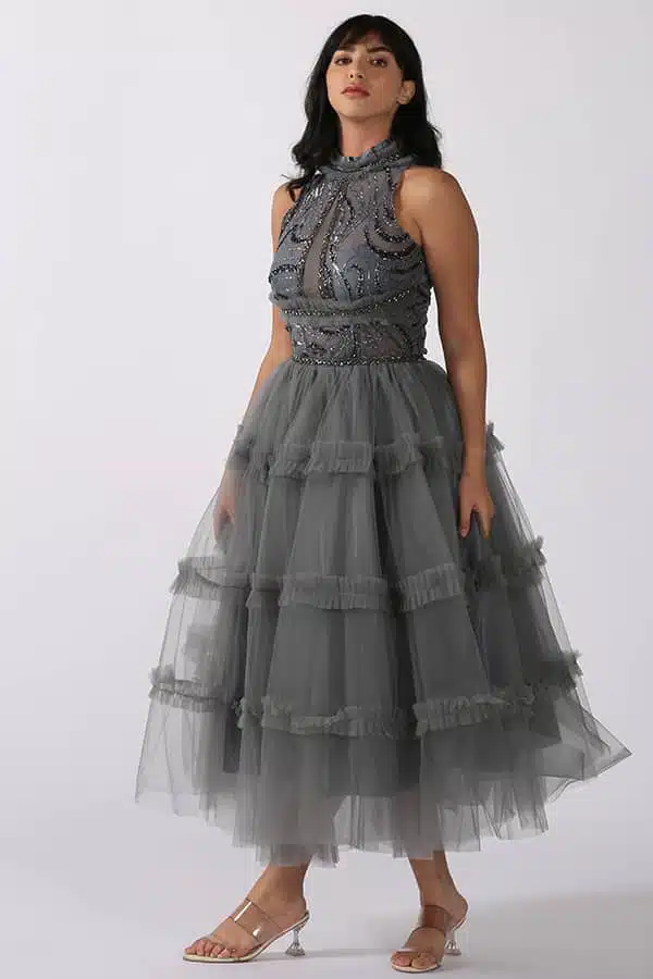 فستان ميدي كلاسيكي