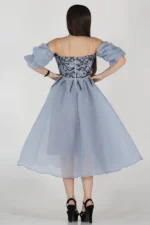 ⁦فستان ميدي كم بوف⁩ - الصورة ⁦2⁩