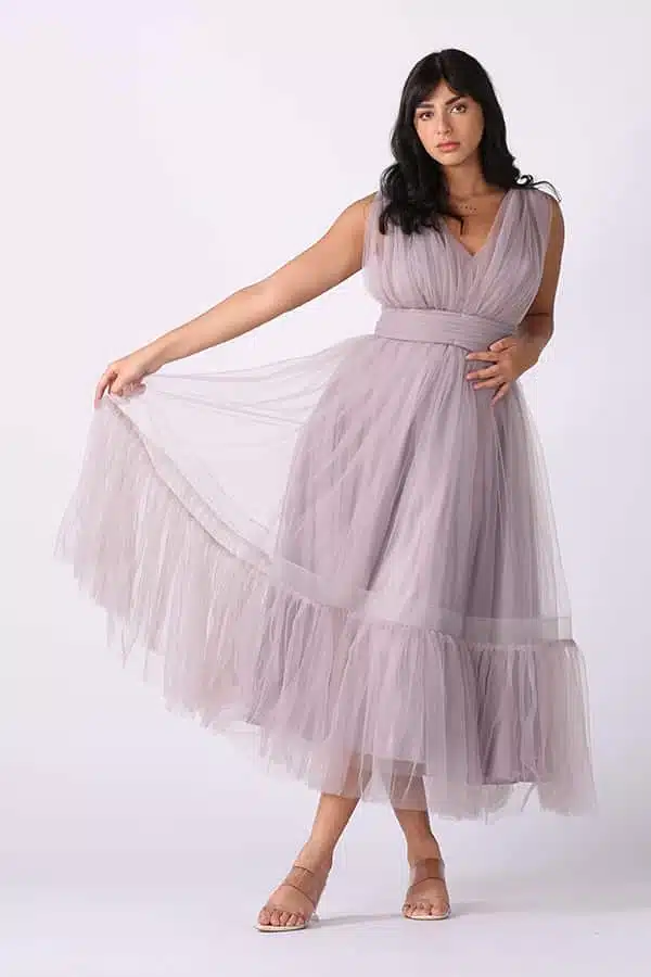 فستان ميدي قصير من خامة التل