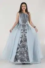 فستان سهرة بتصميم روماني