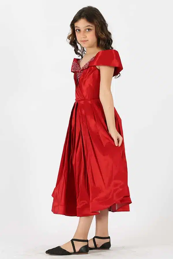 جلابية بناتي بتطريز انيق