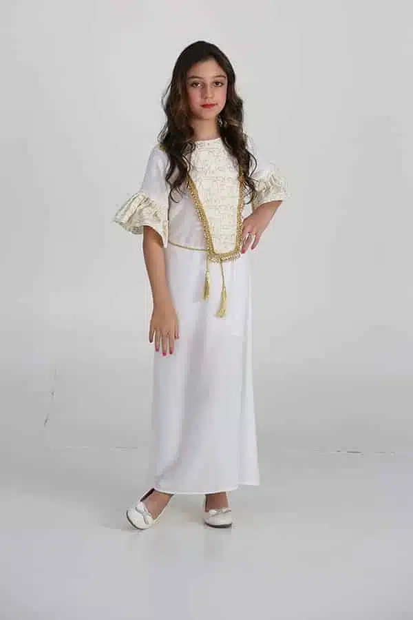 جلابية بناتي مغربي انيقة بتطريز ذهبي