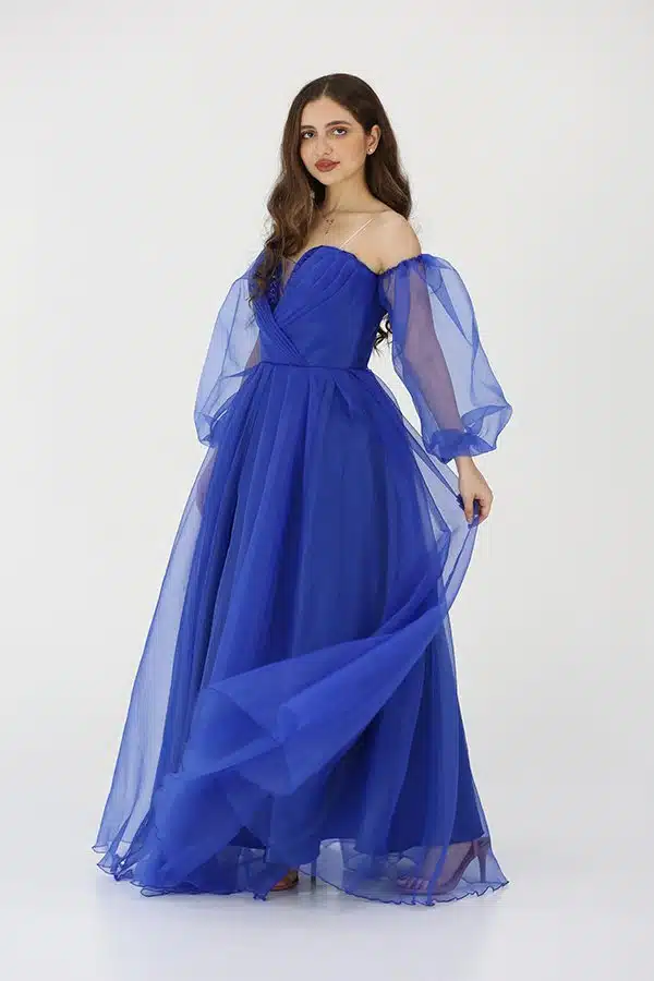 فستان طويل سهرة بتطريز يدوي