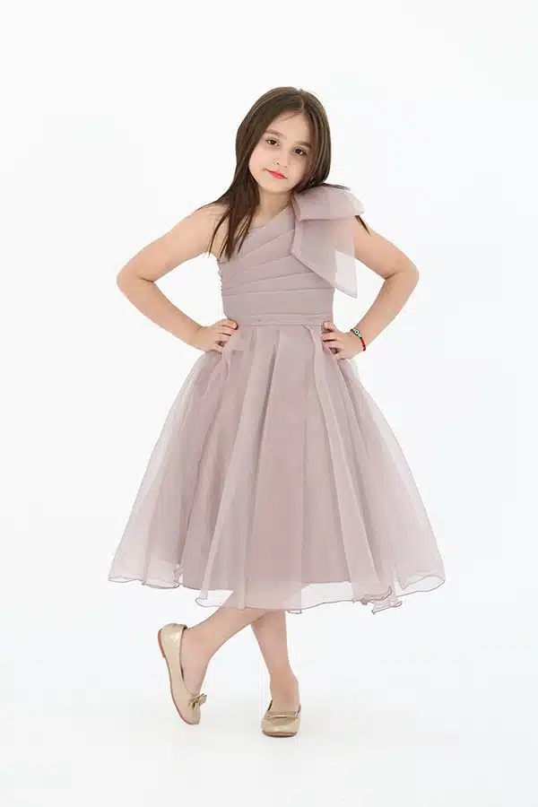 فستان بناتي بفيونكة انيقة بالكتف