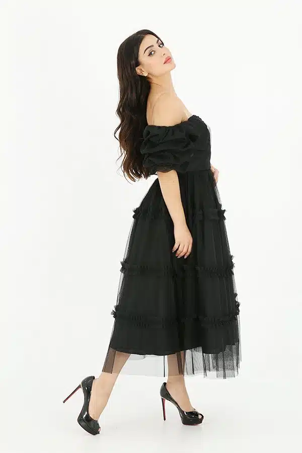 فستان قصير اسود كم بوف