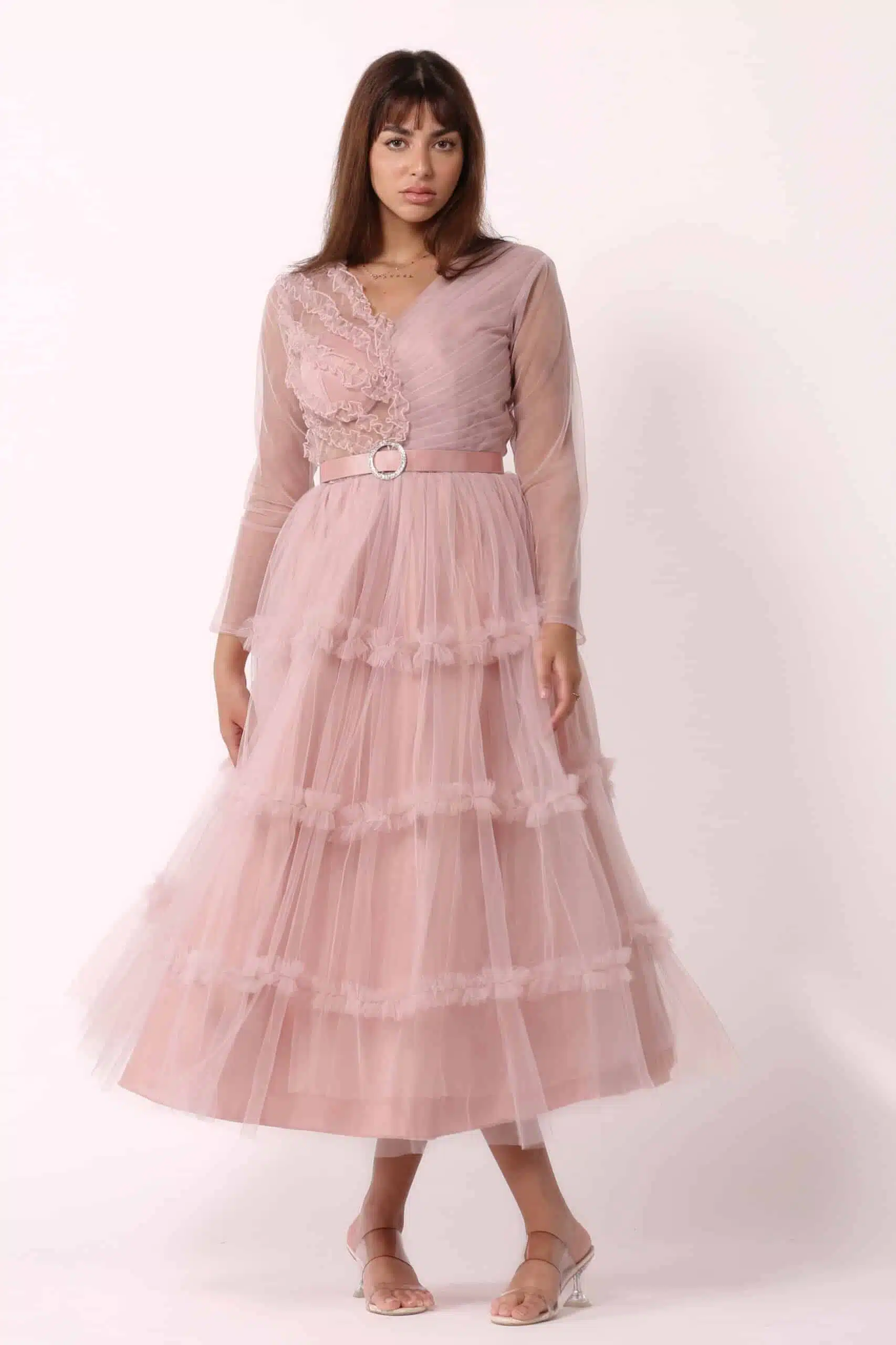 فستان قصير تل بأكمام طويلة