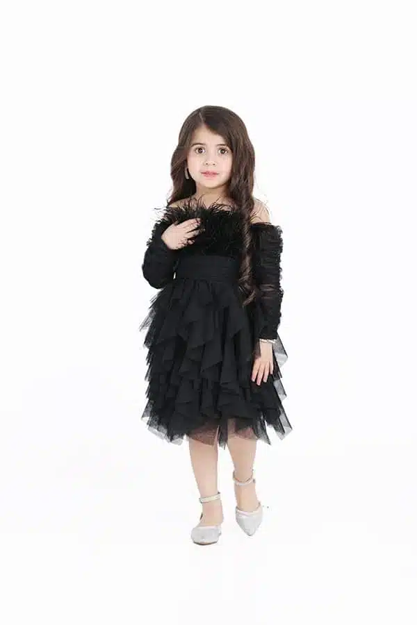 فستان بناتي تل بأكمام