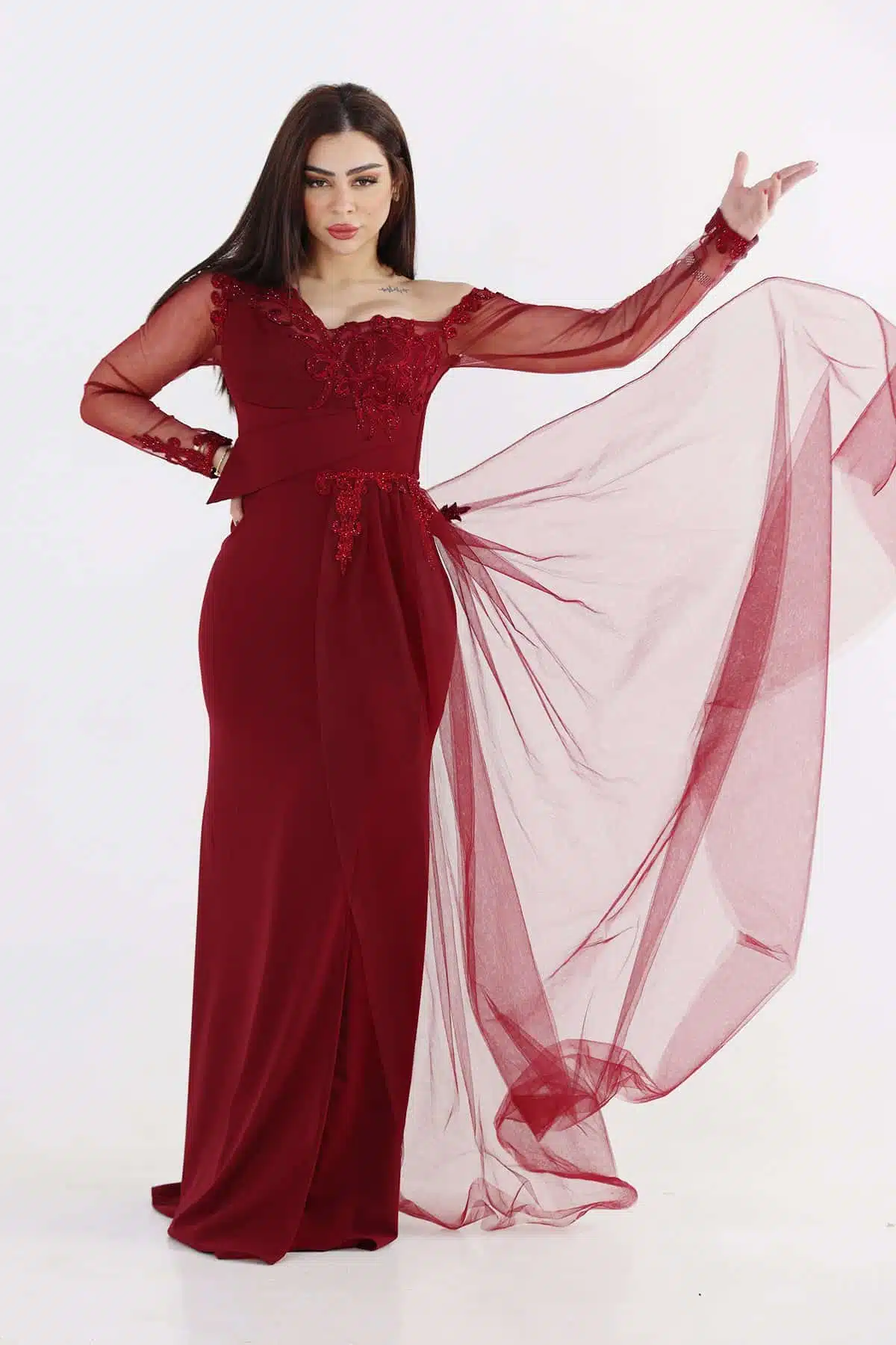 فستان سهرة عودي باكمام