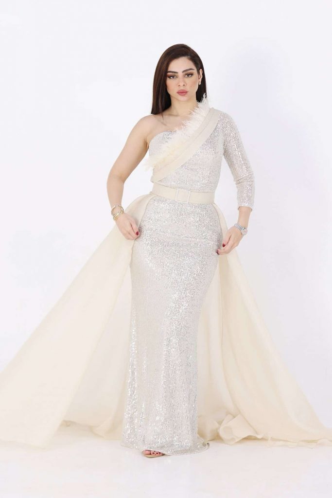 فستان سهرة كتف وأحد