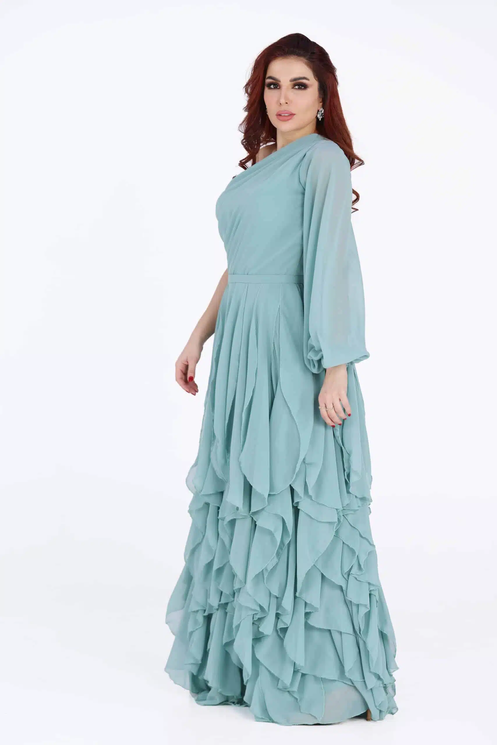 فستان سهرة بِكُم واحد
