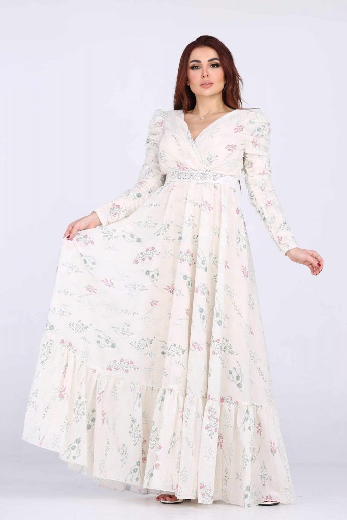 فستان سهرة طويل مشجر