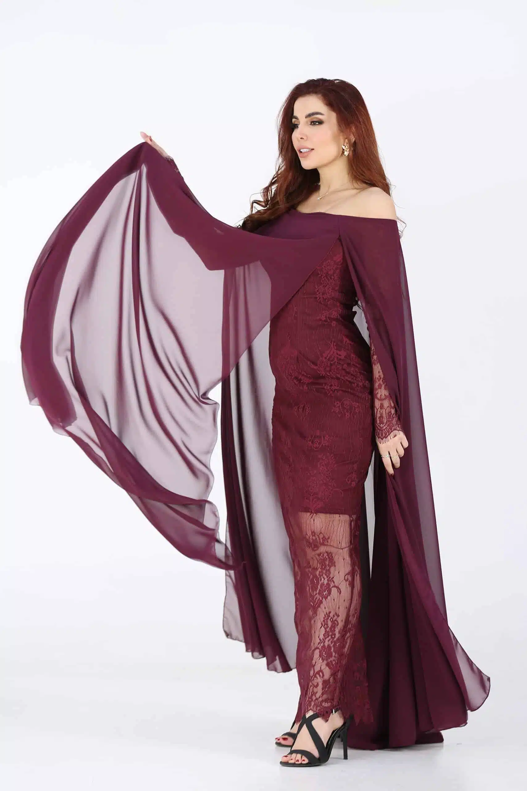 9Q7A4186 فستان عودي سهرة بأكمام شفافة - الصورة 4