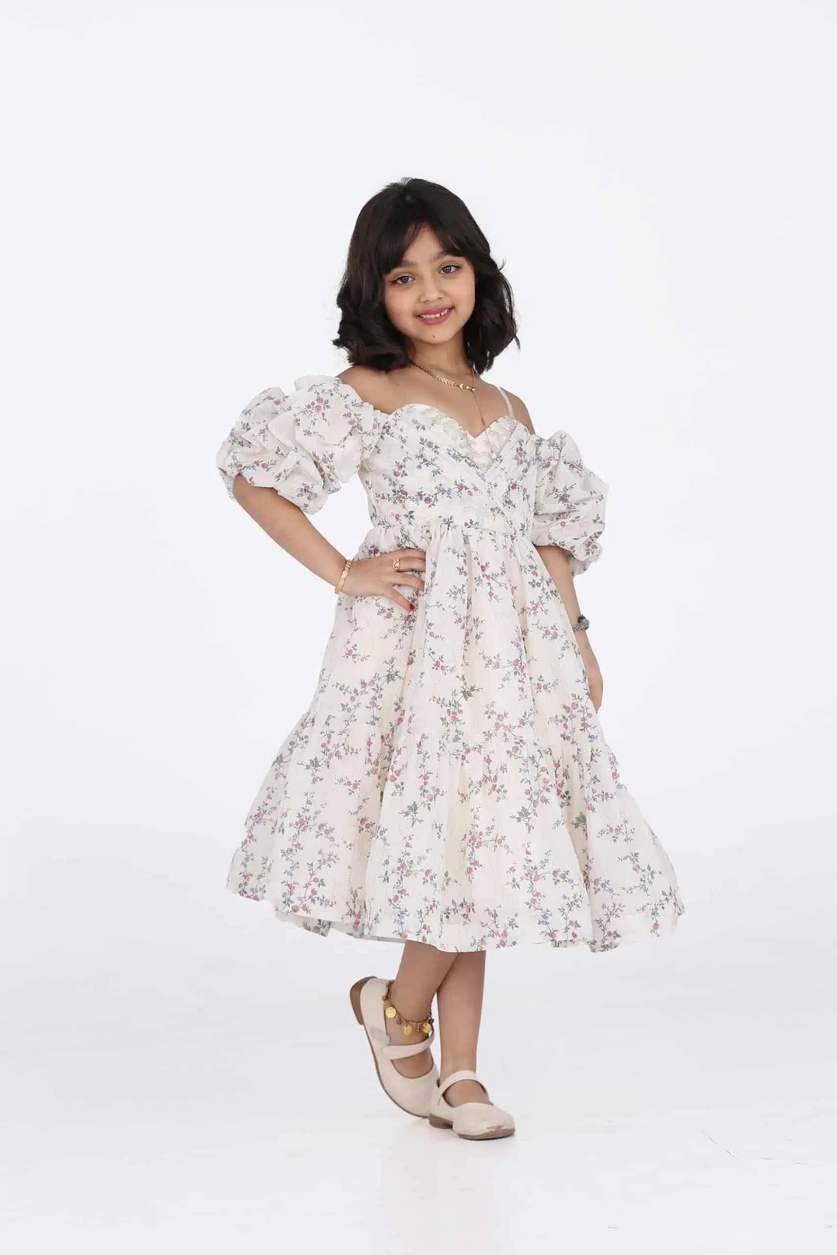 فستان بناتي مورد بأكمام بوف