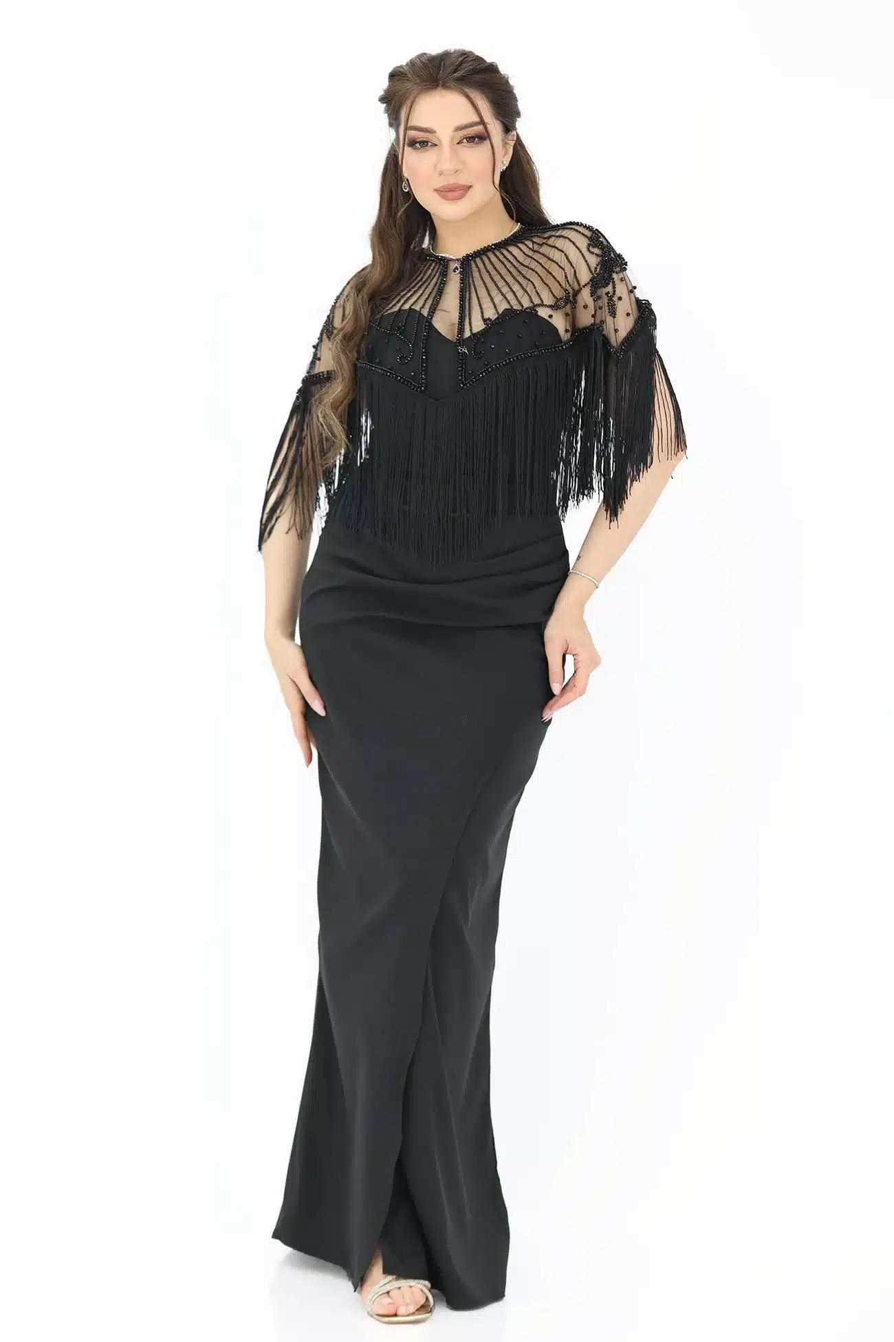 فستان اسود ناعم انيق