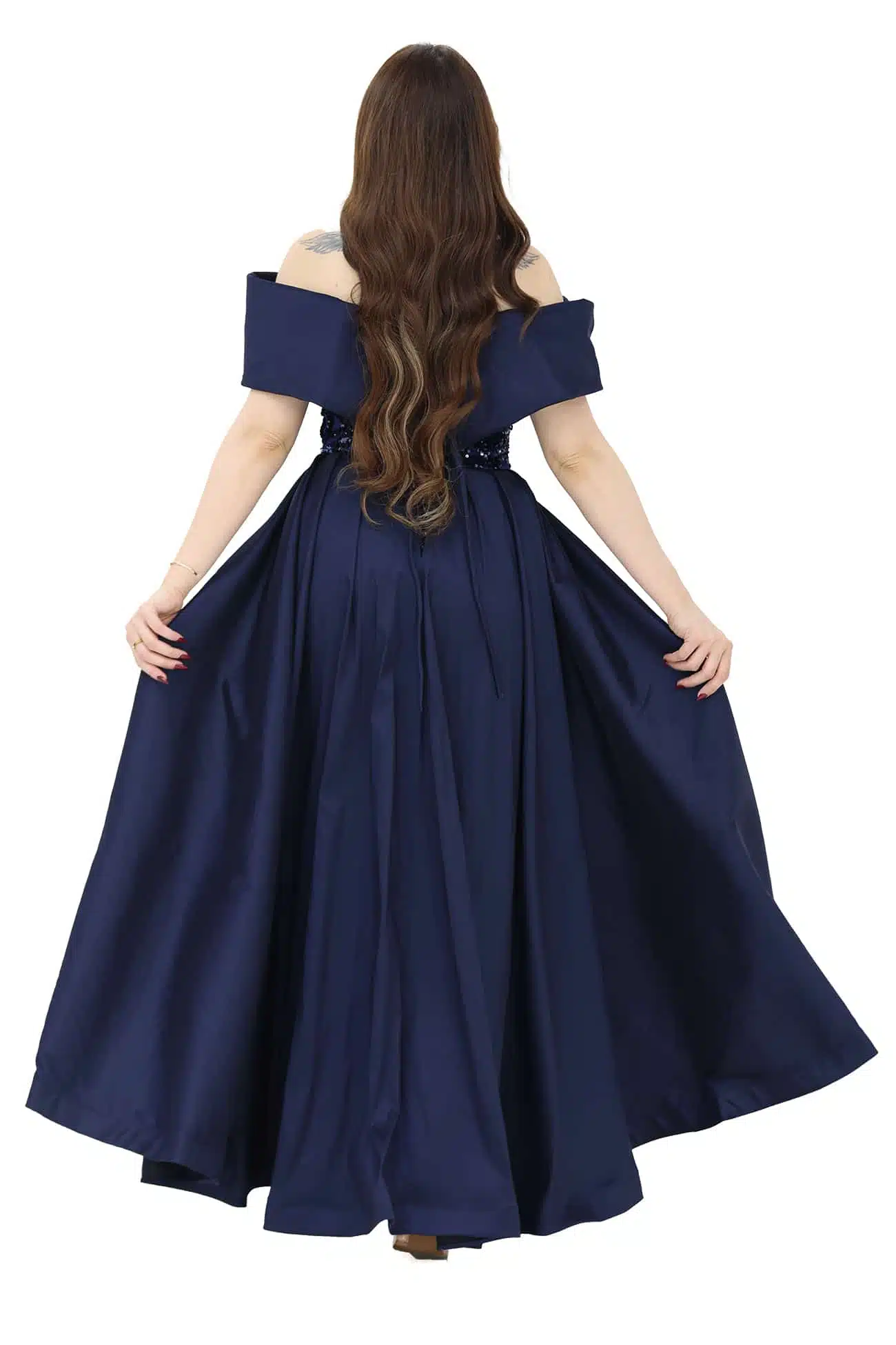 فستان شتوي بتصميم كلاسيك