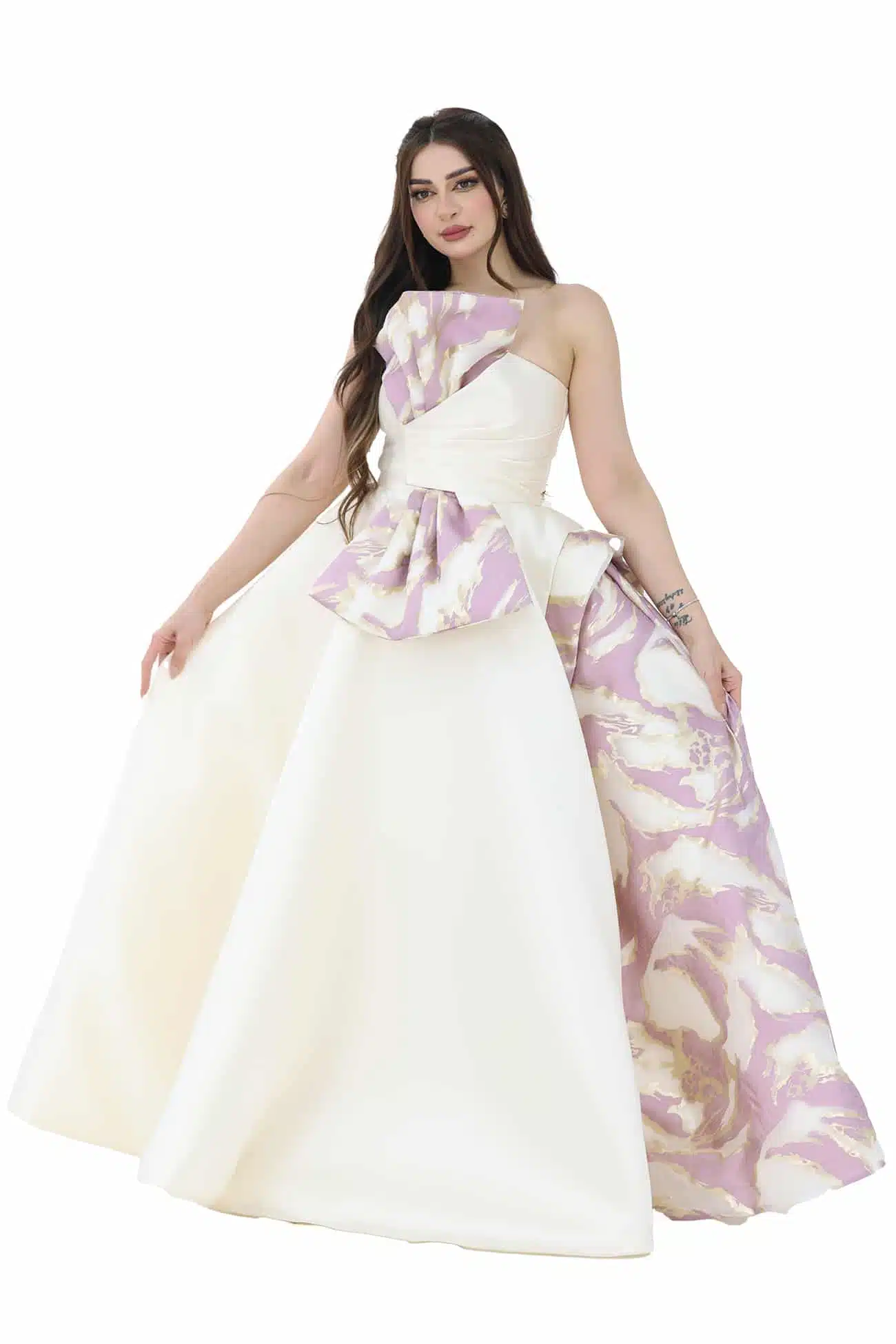 فستان سهره بفيونكة بالصدر