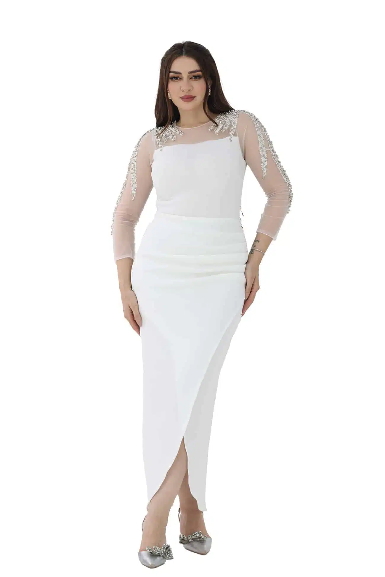 فستان مناسبات بتطريز يدوي فخم 