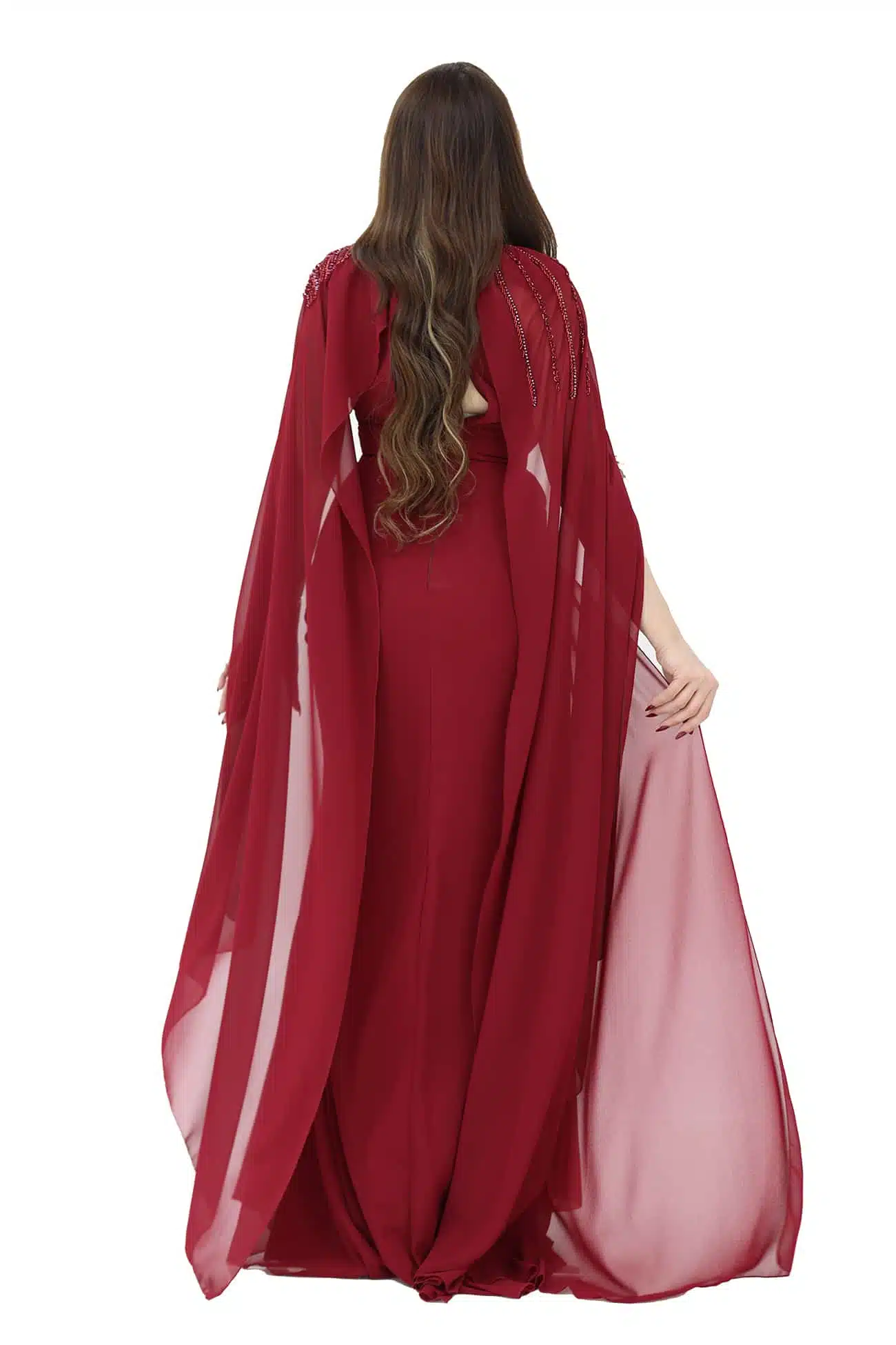 فستان عودي بأكمام طويلة فستان عودي بأكمام طويلة