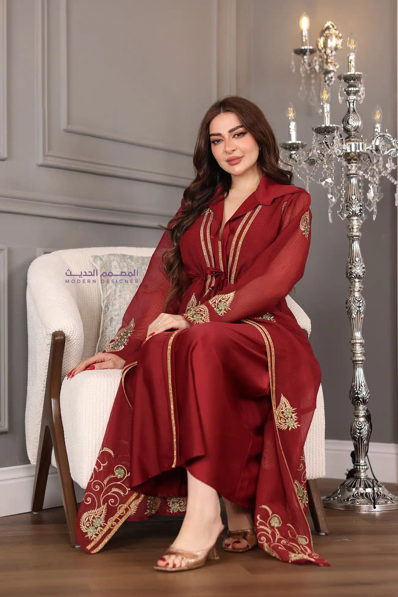 جلابية مغربي بتطريز ذهبي