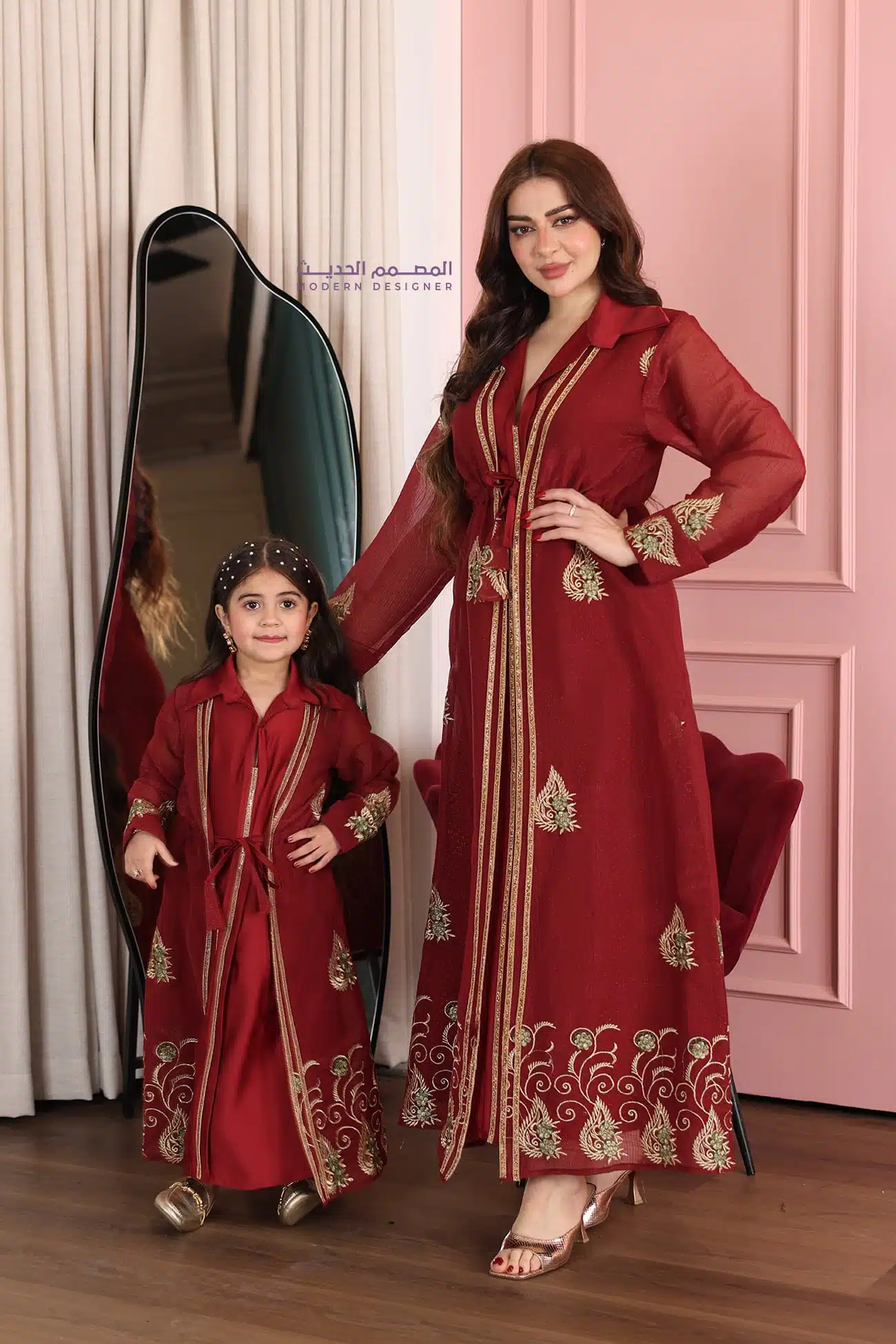 جلابية بناتي مغربي بتطريز ذهبي