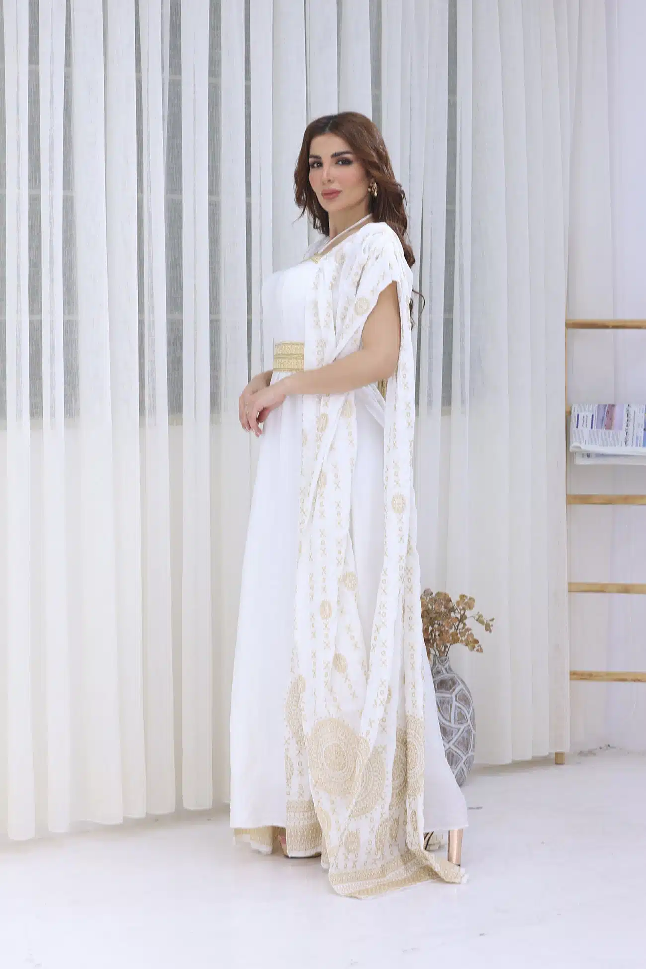 جلابية رمضانيه بتطريز ذهبي