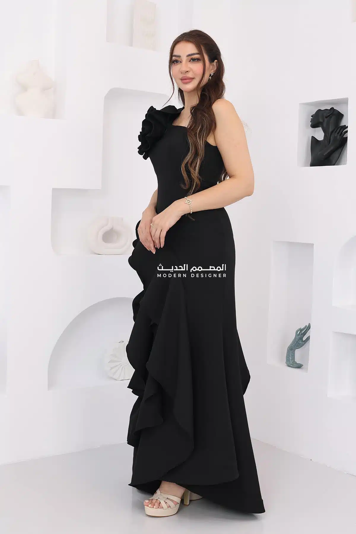 فستان سهرة فخم ورد