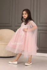 فستان بناتي رائع بأكمام كيب