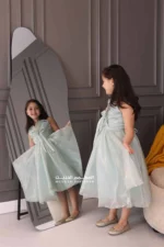 فستان بناتي بكسرات أنيقة