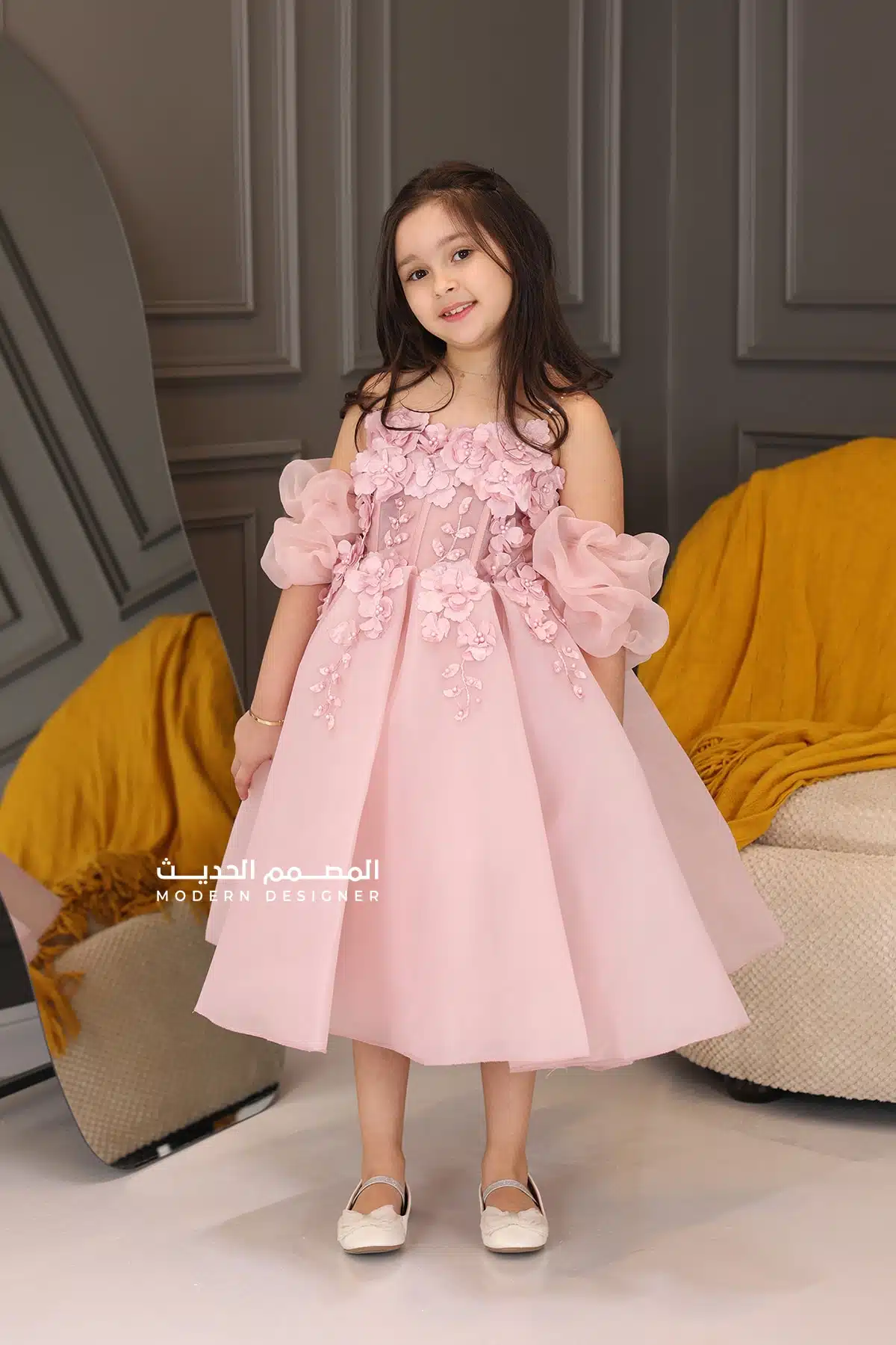 فستان بناتي فخم بأكمام بوف فستان بناتي فخم بأكمام بوف