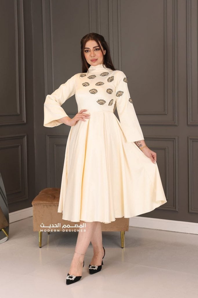 فستان بيج ناعم قصير