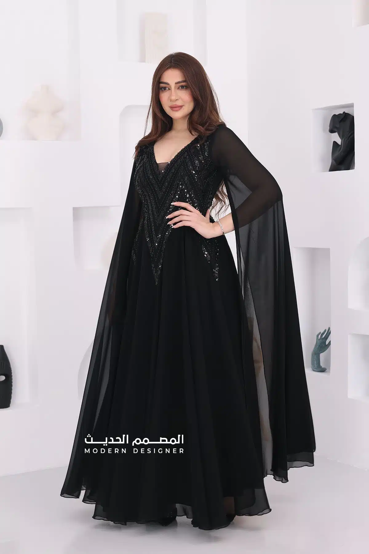 فستان سهرة فخم بأكمام طويلة