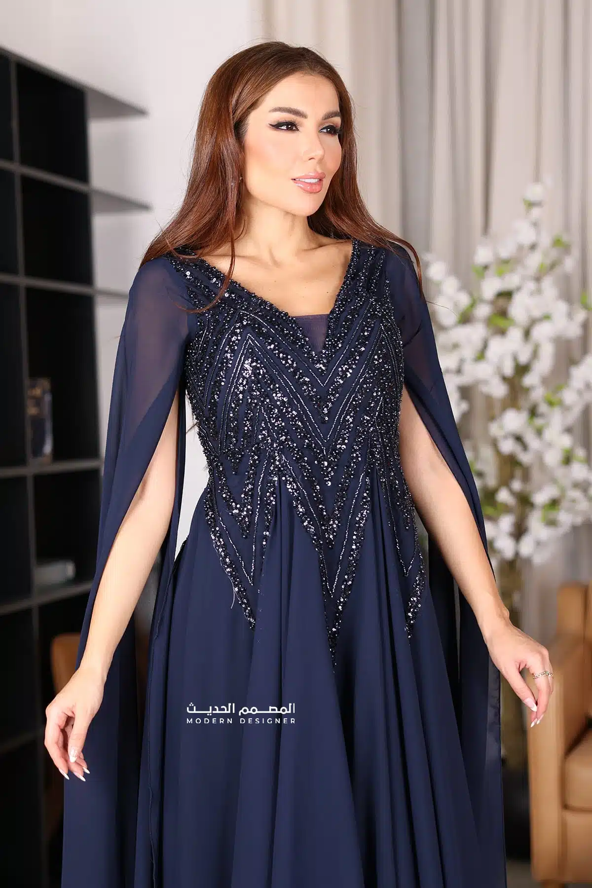 فستان سهرة فخم بأكمام طويلة