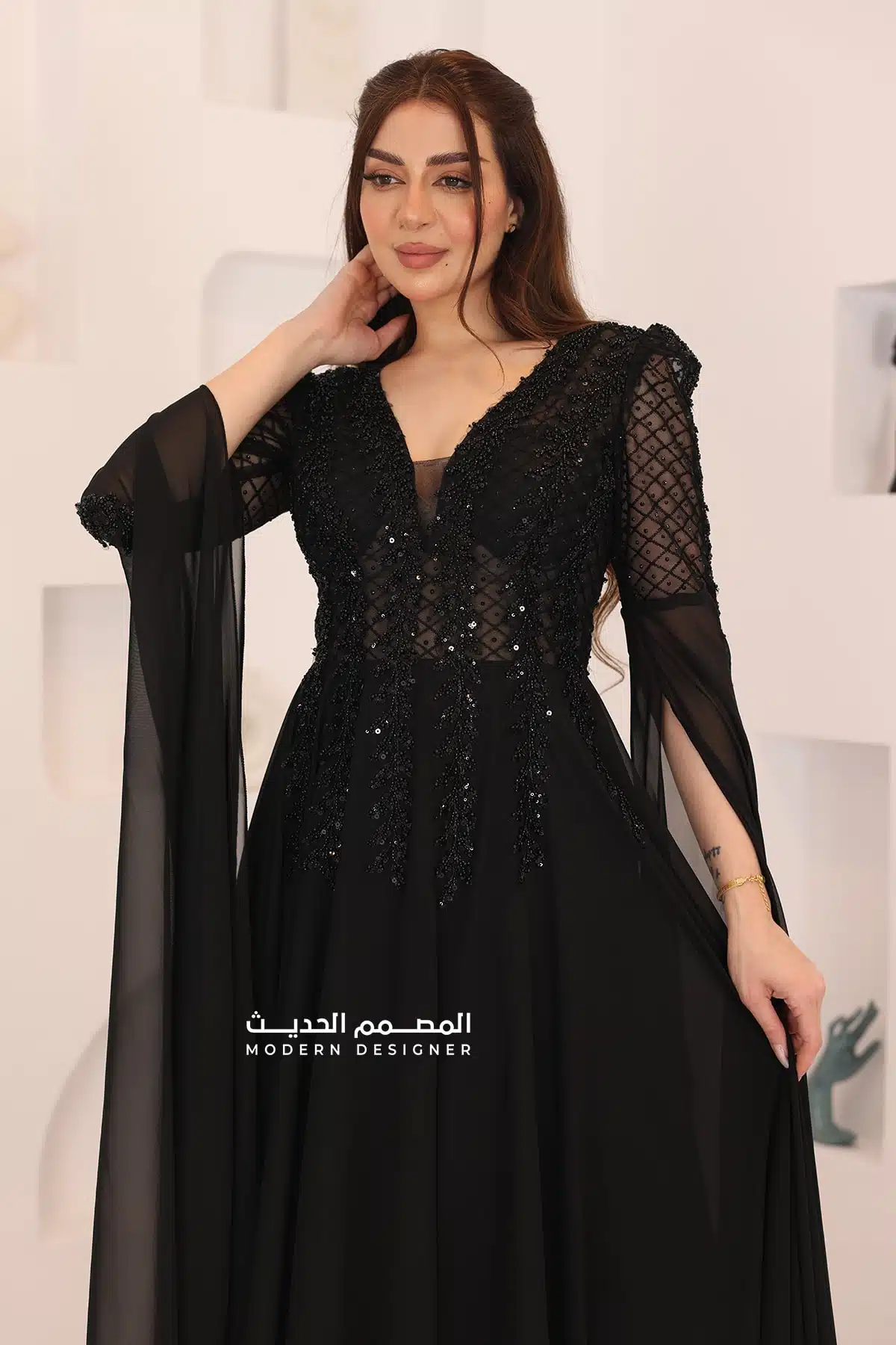 فستان شيفون بتطريز راقي