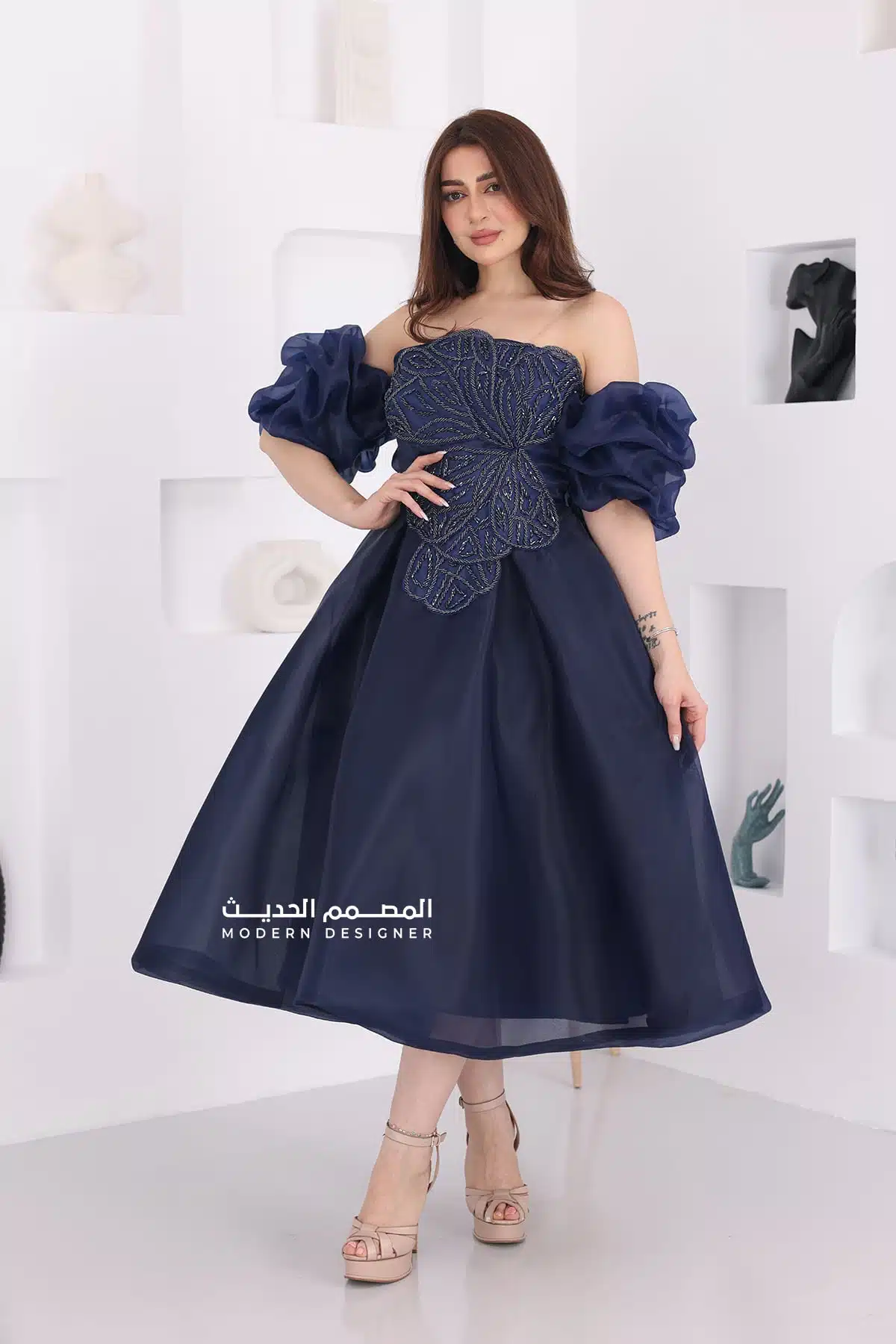 فستان ميدي سهرة بتطريز راقي