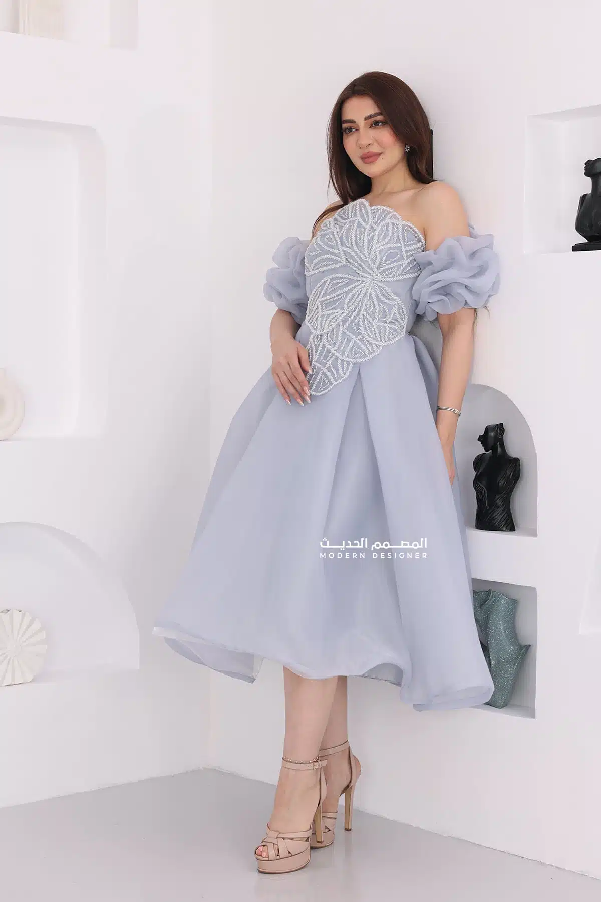 فستان ميدي سهرة بتطريز راقي