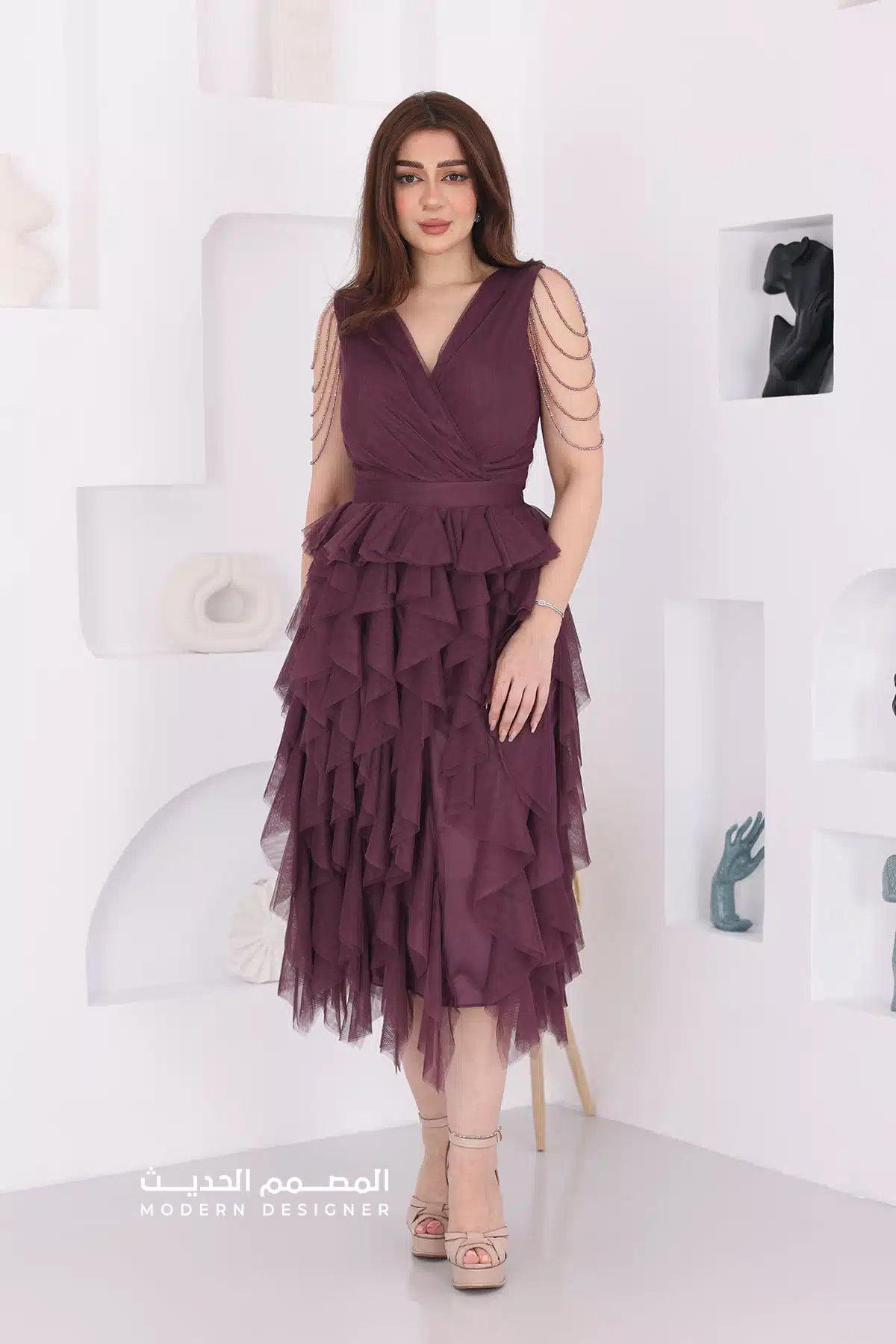 فستان ميدي فخم بطبقات تل ناعم 