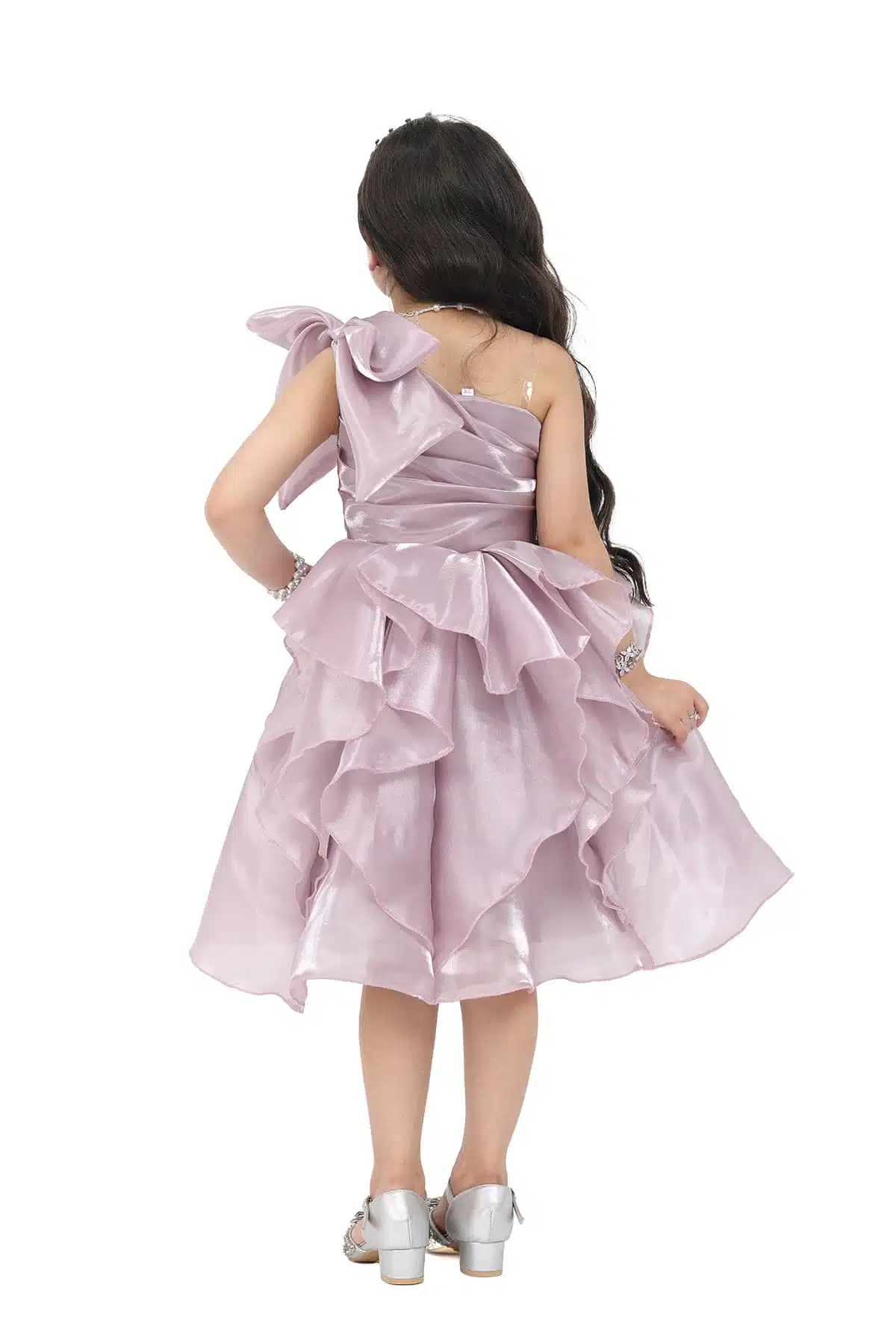 فستان بناتي بفونكة فخمة على الكتف فستان بناتي بفونكة فخمة على الكتف