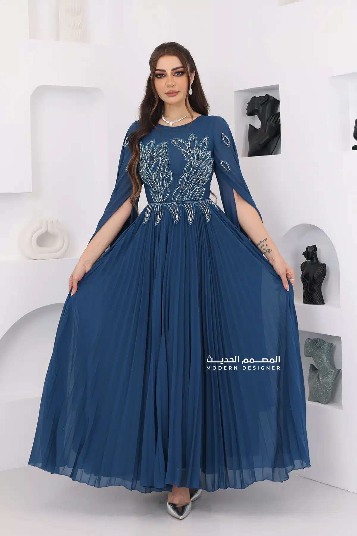 فستان سواريه بتطريز فخم