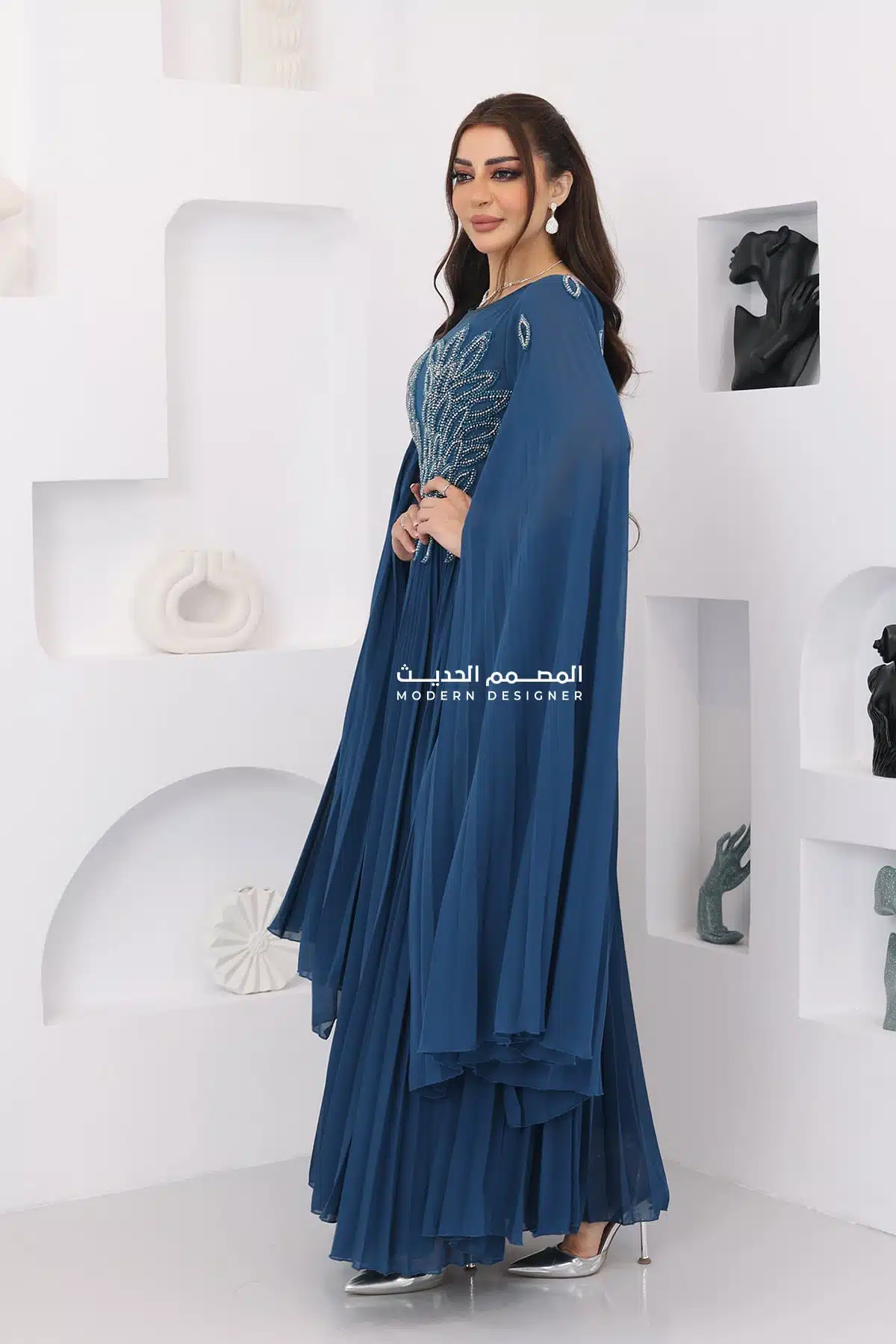 فستان سواريه بتطريز فخم