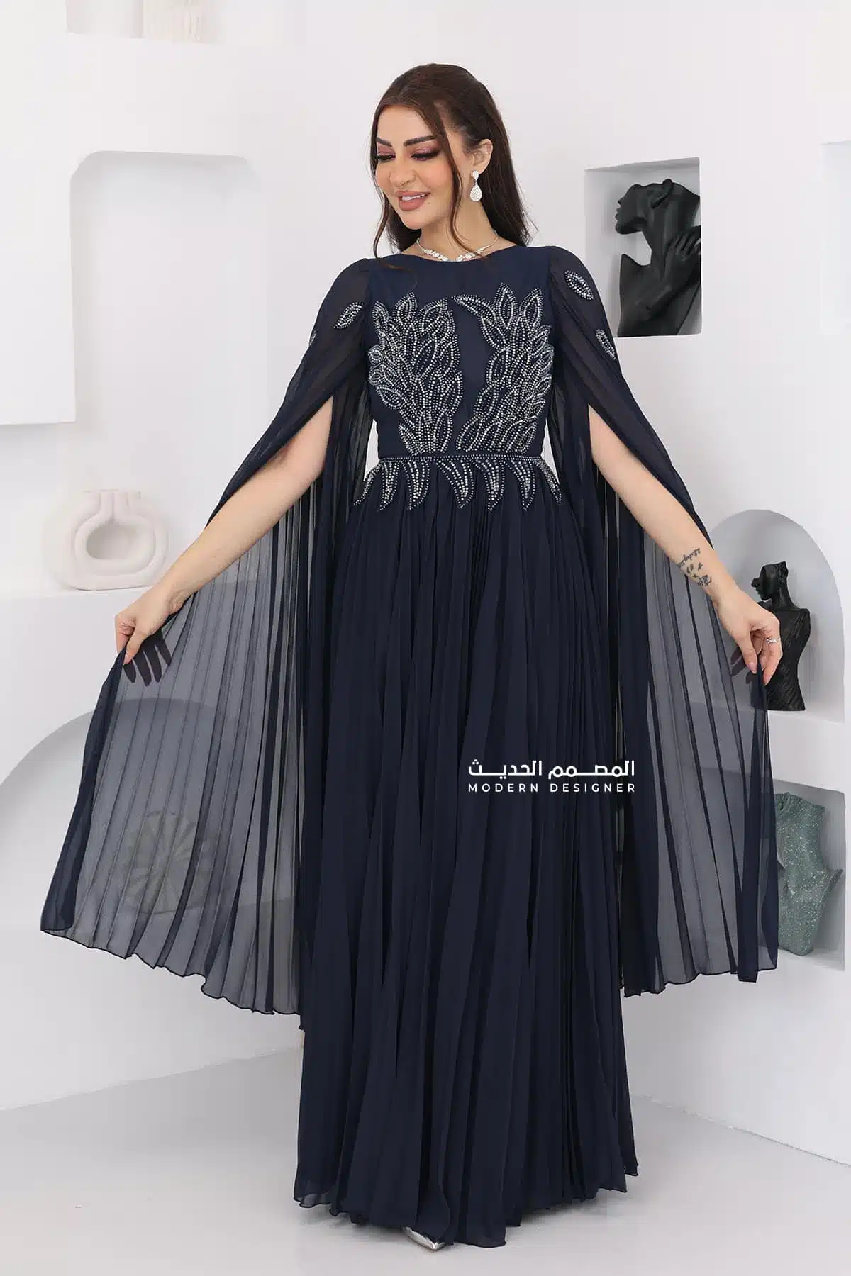 فستان سواريه بتطريز فخم