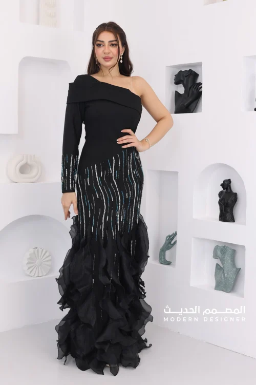 فستان سهرة بتصميم روماني أنيق