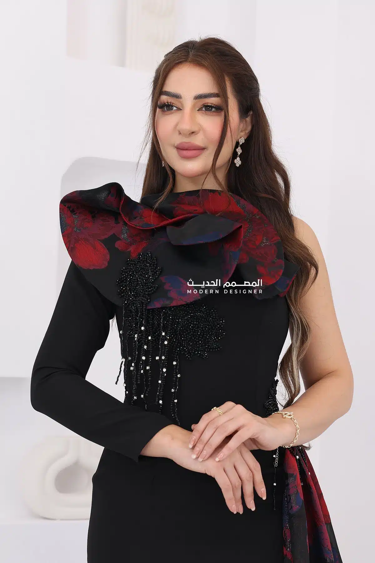 فستان سهرة ملكي بتصميم روماني فستان سهرة ملكي بتصميم روماني