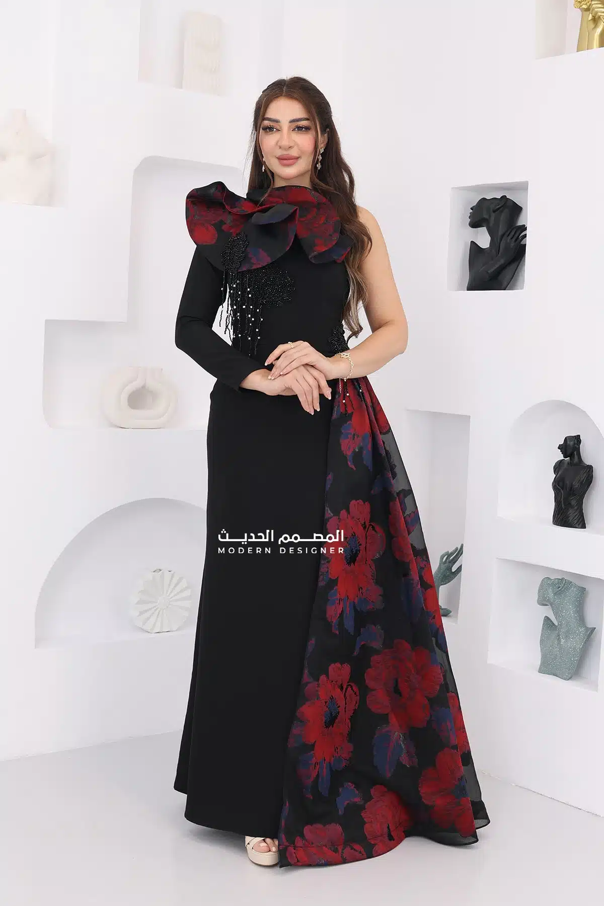 فستان سهرة ملكي بتصميم روماني فستان سهرة ملكي بتصميم روماني