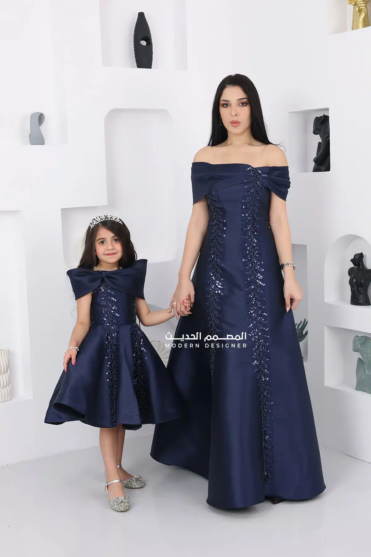 فستان بناتي ملكي بتصميم فخم