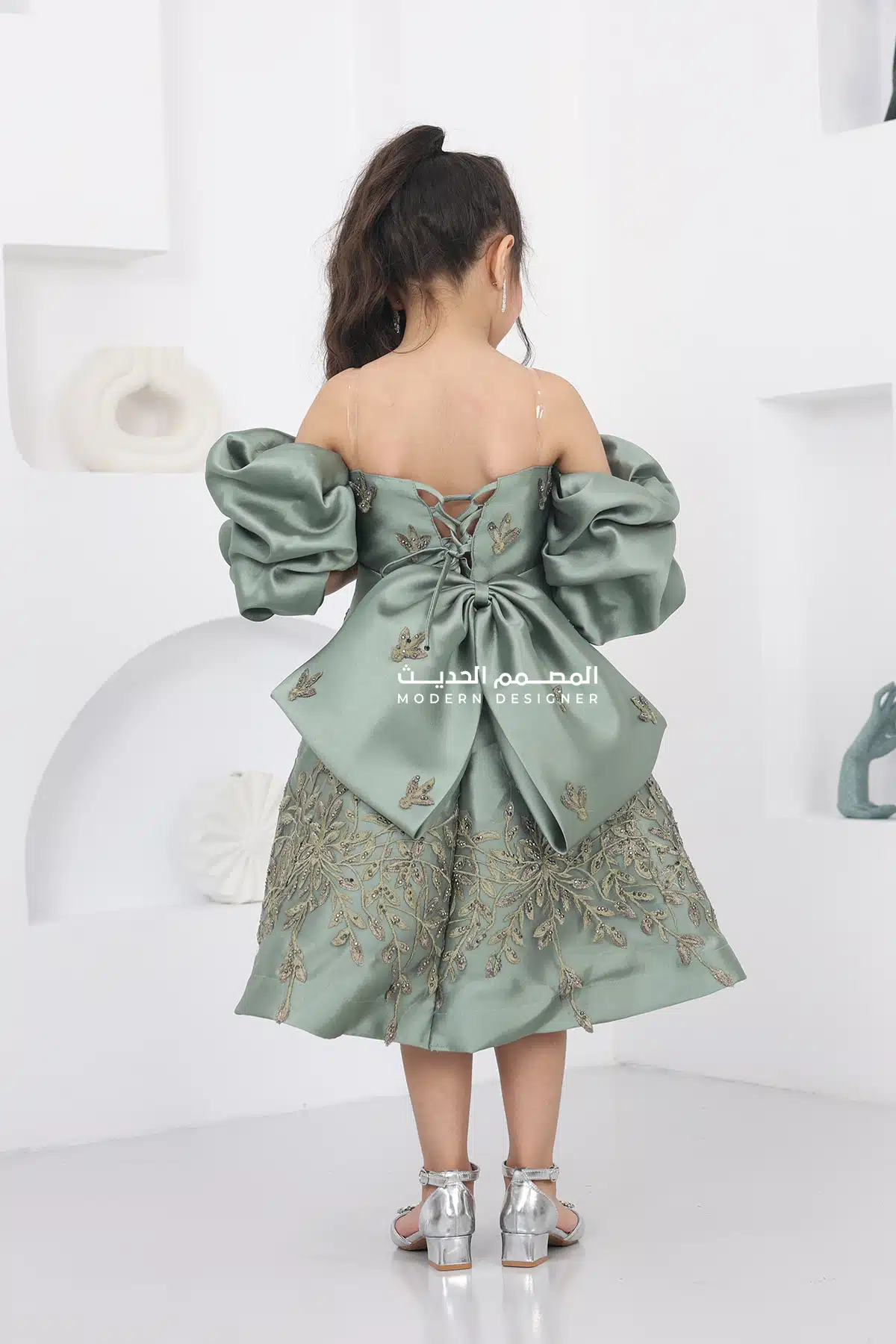 فستان بناتي انيق بأكمام بوف فستان بناتي انيق بأكمام بوف